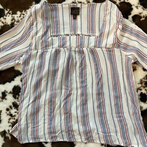 Mod Lusive Balloon style blouse size L